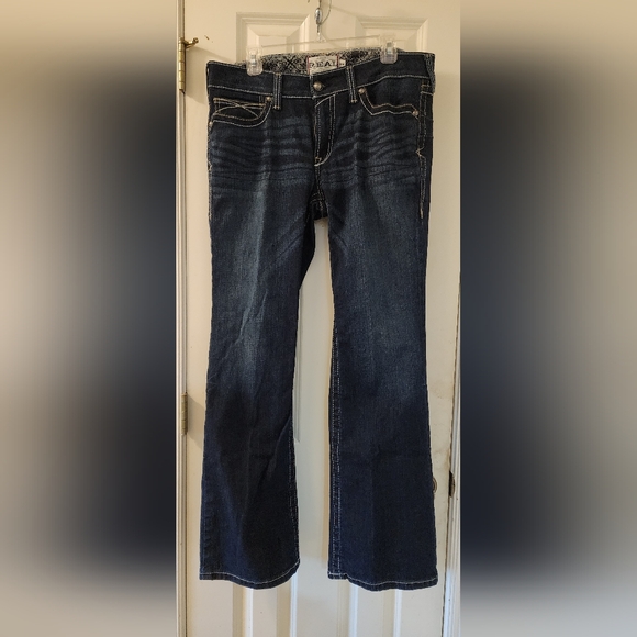 Ariat Jeans - Picture 1 of 3
